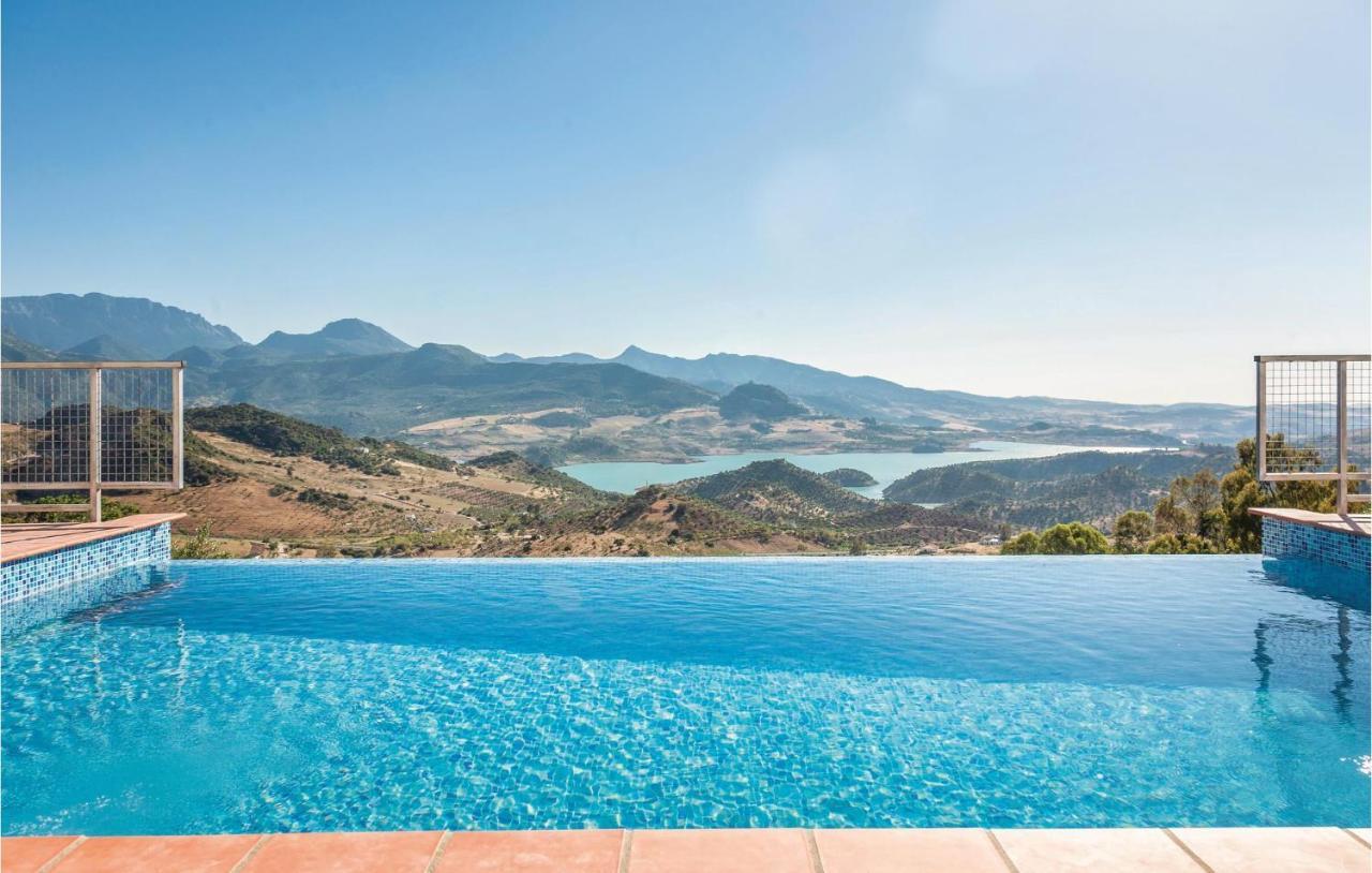 Awesome Home In Cadiz With Swimming Pool El Gastor Ngoại thất bức ảnh